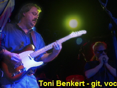 Toni Benkert - git, voc